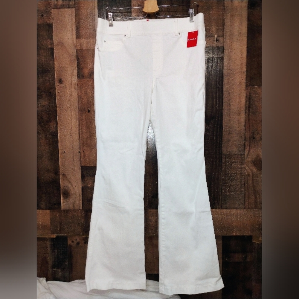 NWT Spanx White Kick Flare Jeans SIze XL Women's